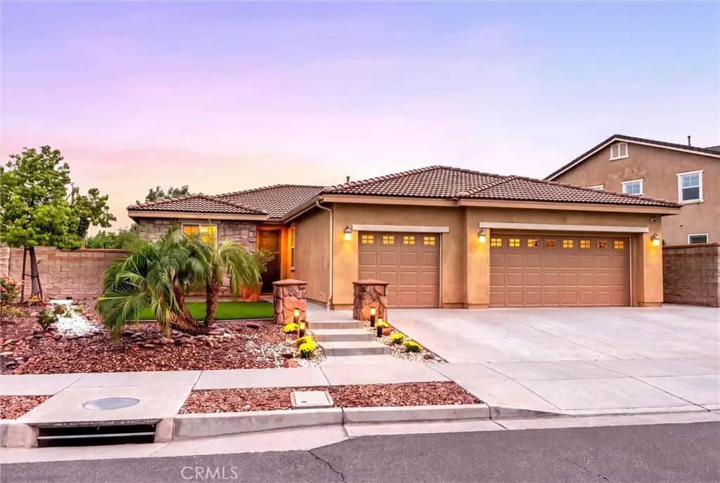 11908 Confluence Dr, Jurupa Valley, CA — listing photo 1