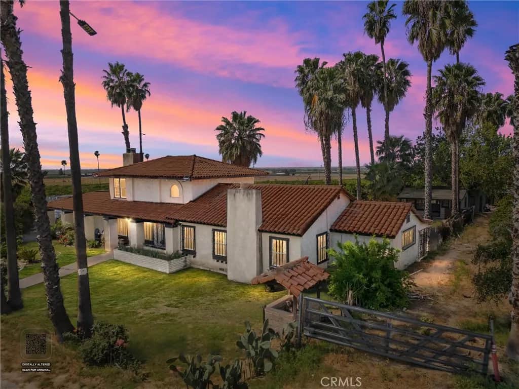 552 Pepper, Bakersfield, CA — listing photo 1