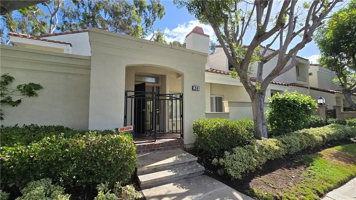 24 Morena, Irvine, CA — listing photo 1