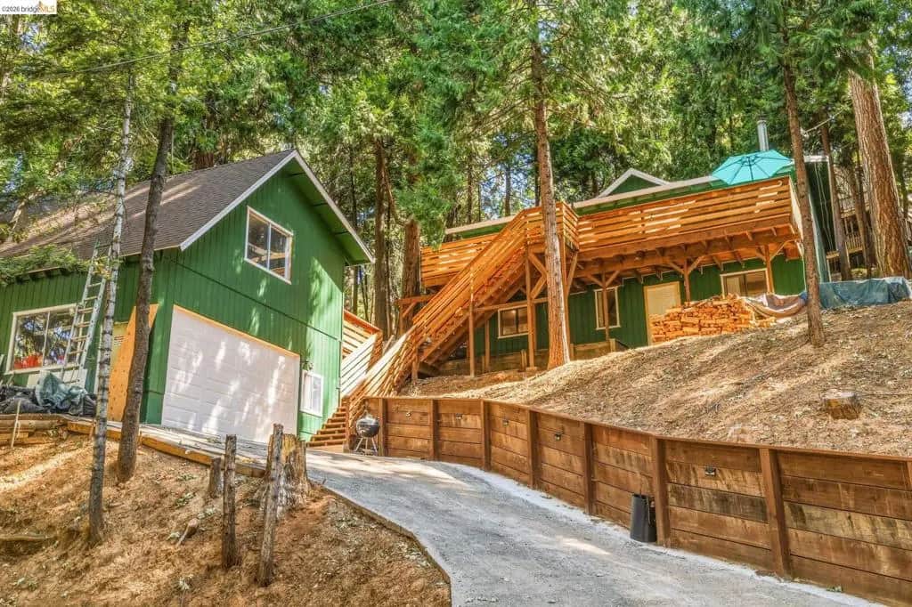 24091 Olo Win Trail, Mi Wuk Village, CA — listing photo 1