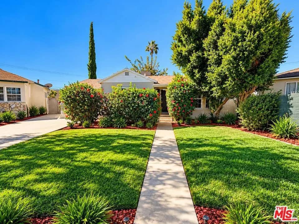 8015 Tilden Avenue, Panorama City, CA — listing photo 1