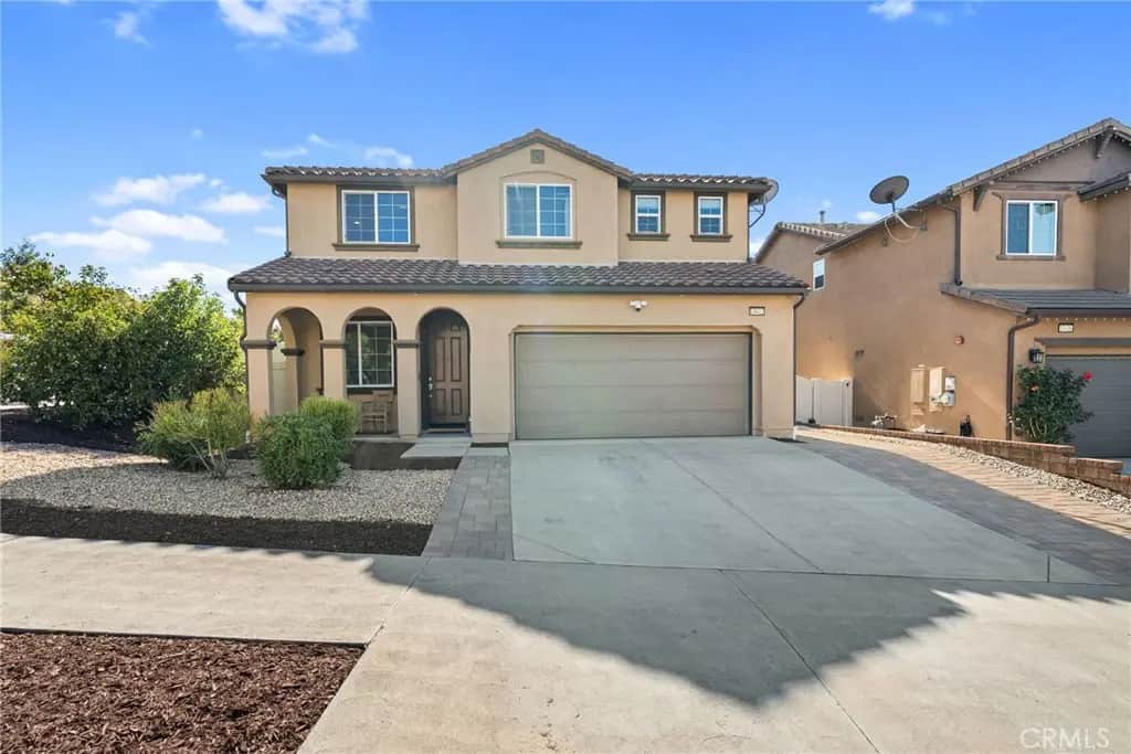 13422 Red Hawk Drive, Sylmar, CA — listing photo 1