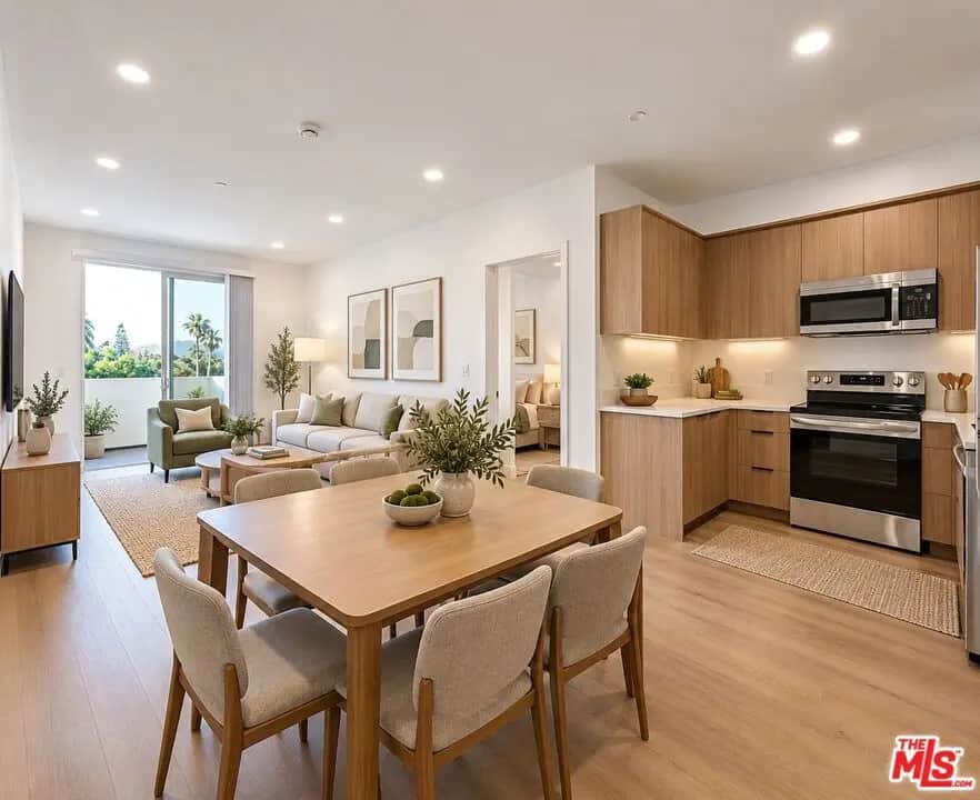 14811 Erwin Street 407, Van Nuys, CA — listing photo 1