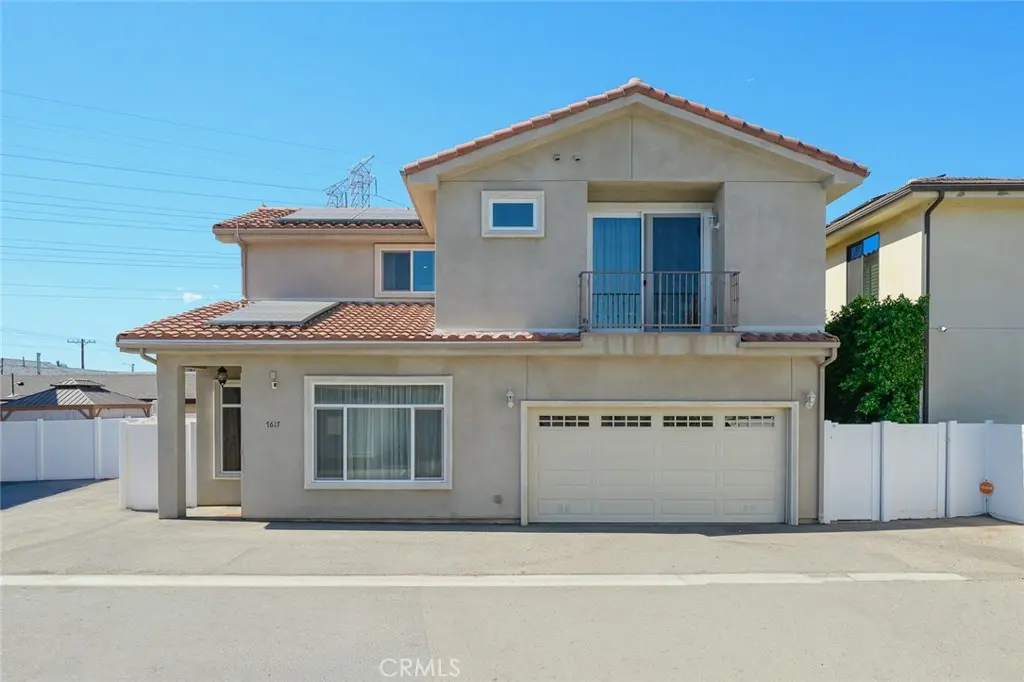 7617 Lilly, North Hollywood, CA — listing photo 1