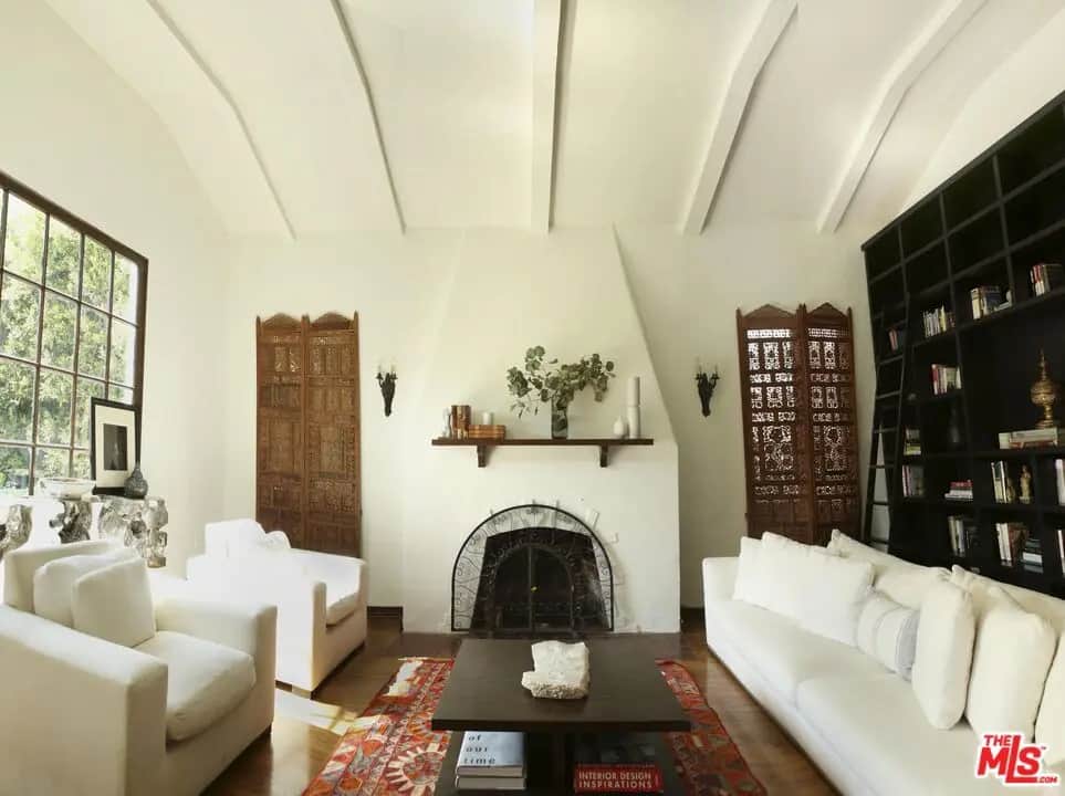 146 N La Peer Drive, West Hollywood, CA — listing photo 1