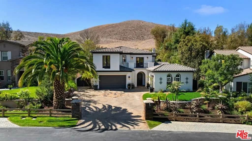 367 Loire Valley Drive, Simi Valley, CA — listing photo 1