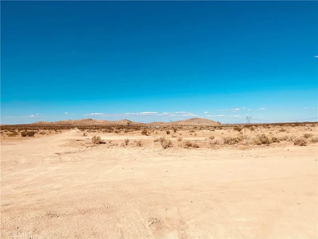 0 Koala, Adelanto, CA — listing photo 1