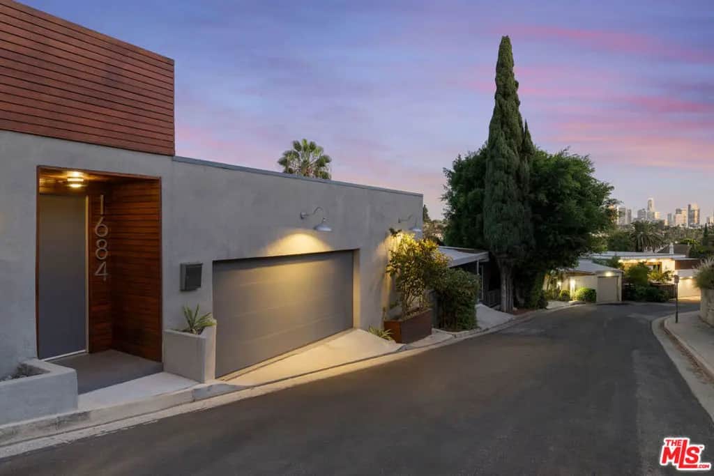 1684 Rotary Drive, Los Angeles, CA — listing photo 1