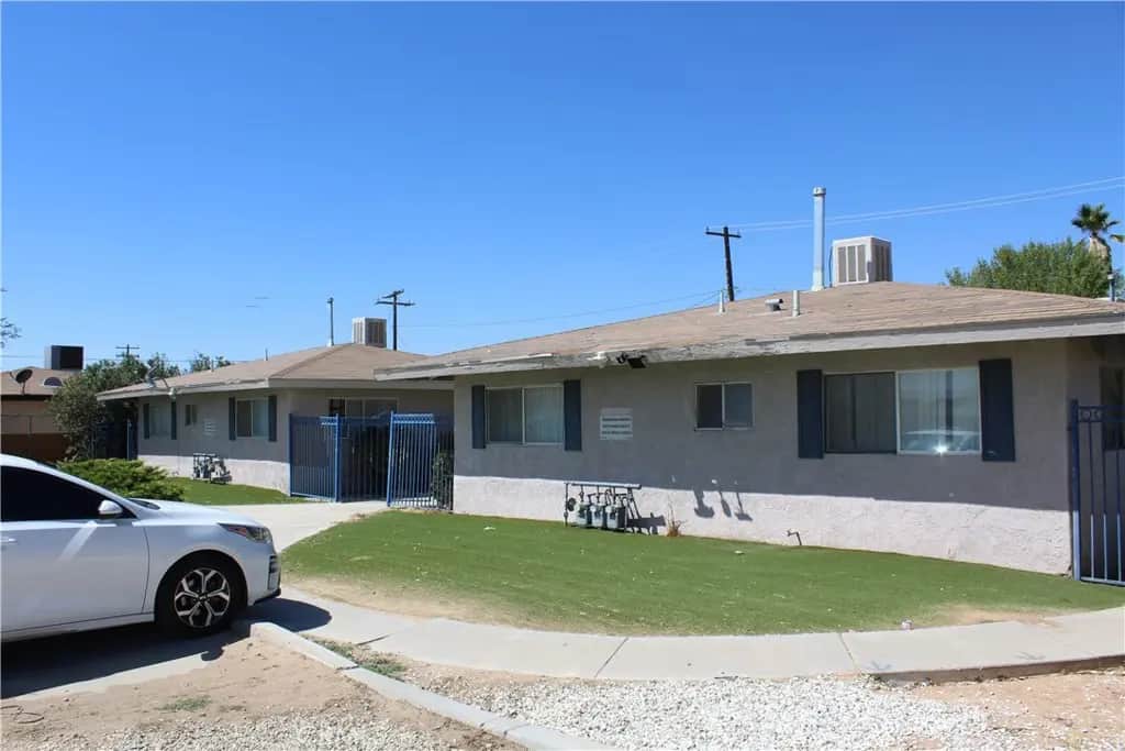 15510 Tonekai, Apple Valley, CA — listing photo 1