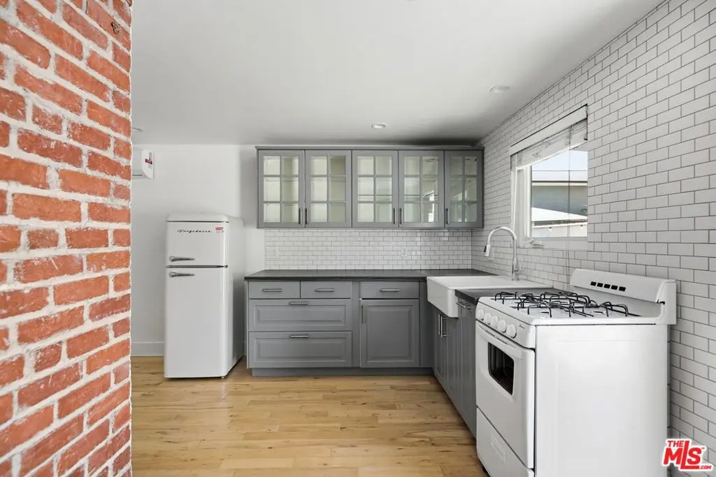 213 1/2 N Avenue 49, Los Angeles, CA — listing photo 1