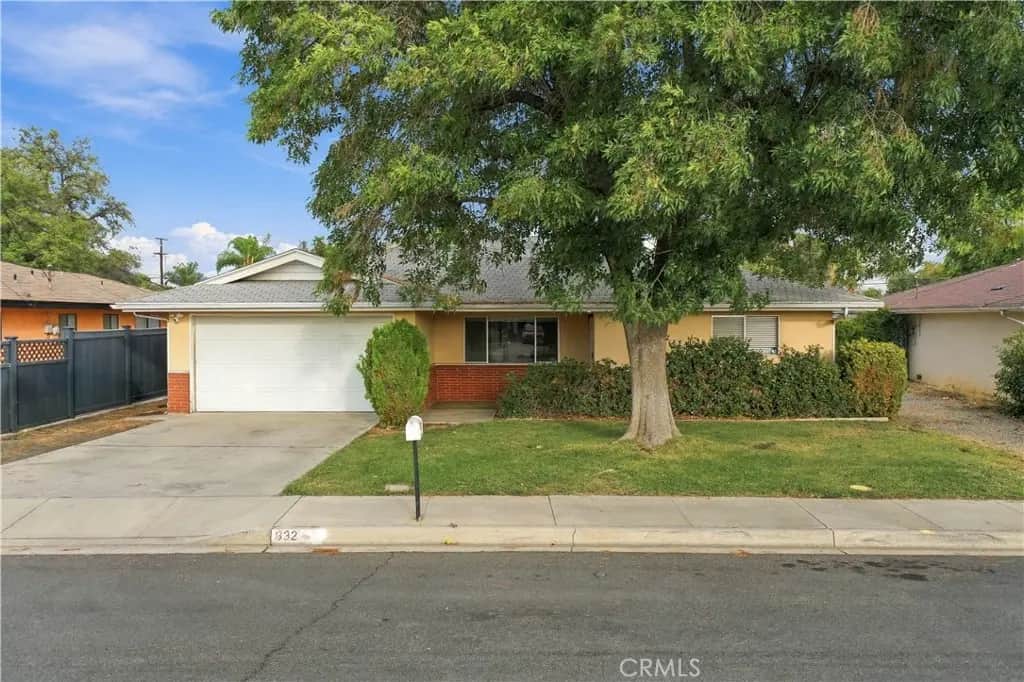 632 S Thompson, Hemet, CA — listing photo 1