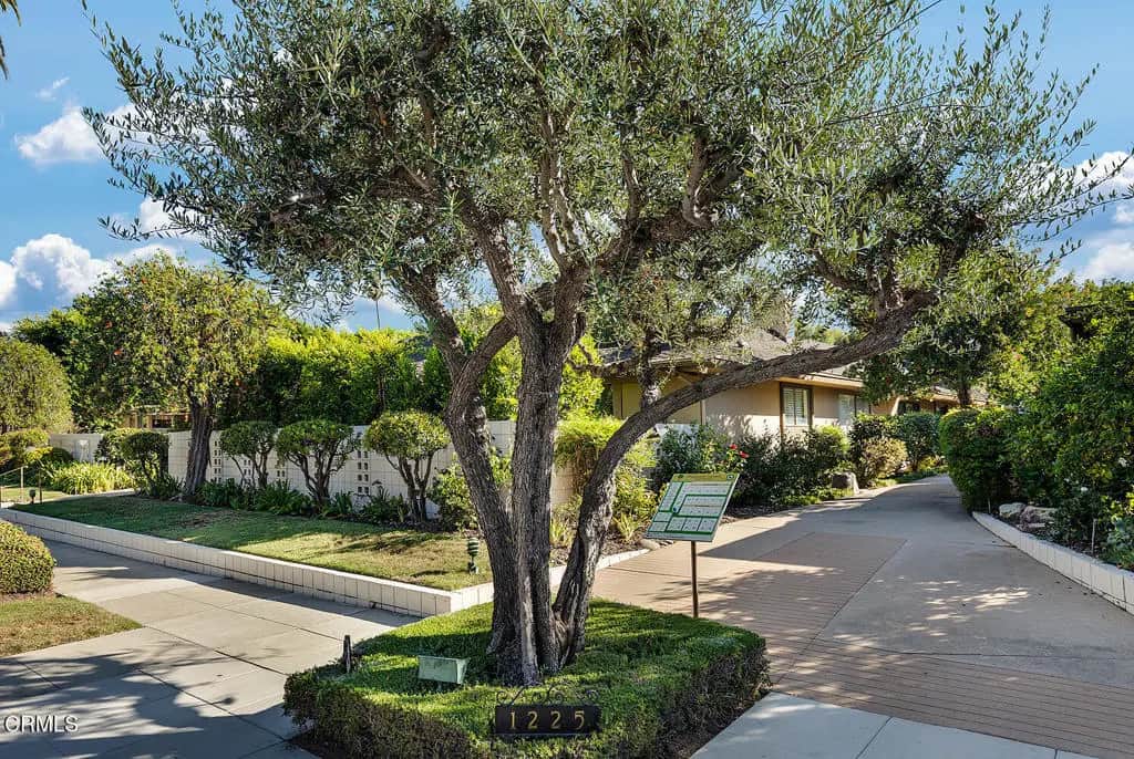 1225 N Granada Avenue 40, Alhambra, CA — listing photo 1