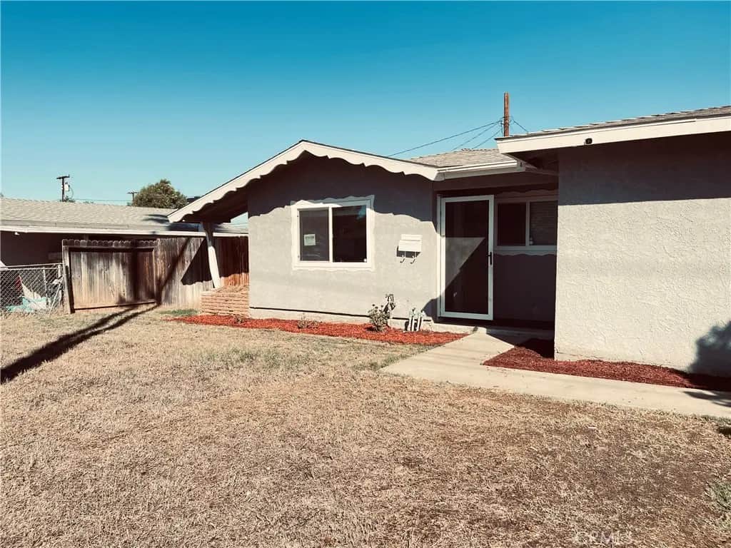 2505 Pennsylvania, Riverside, CA — listing photo 1