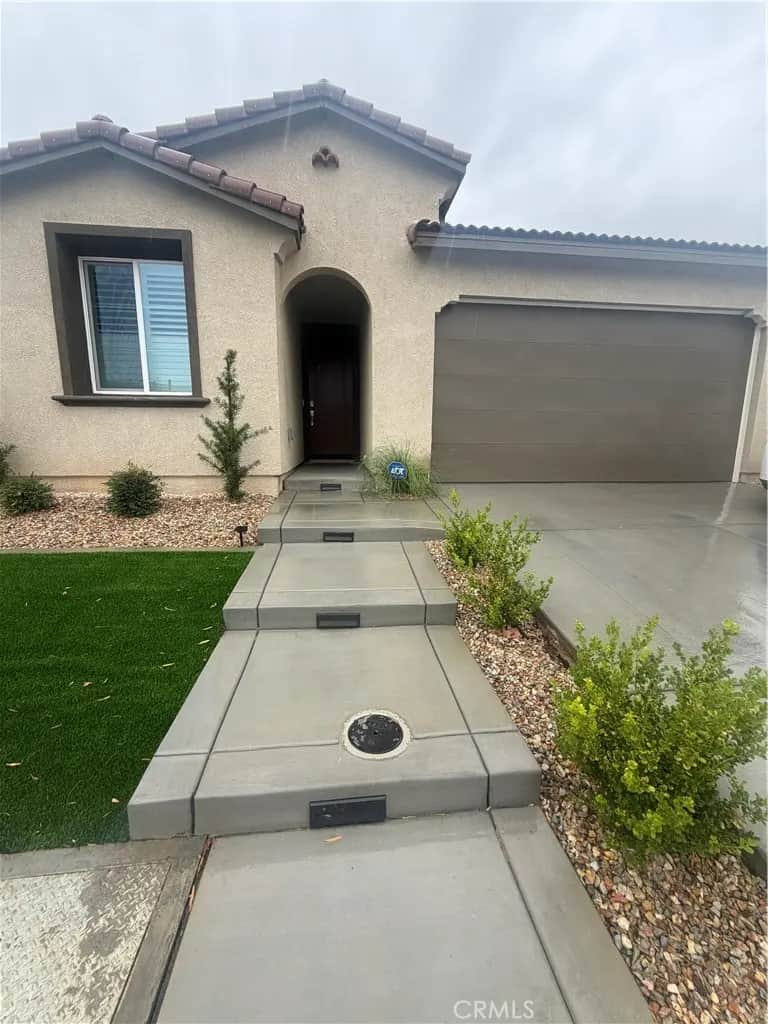 618 W Maitland Avenue, Ontario, CA — listing photo 1