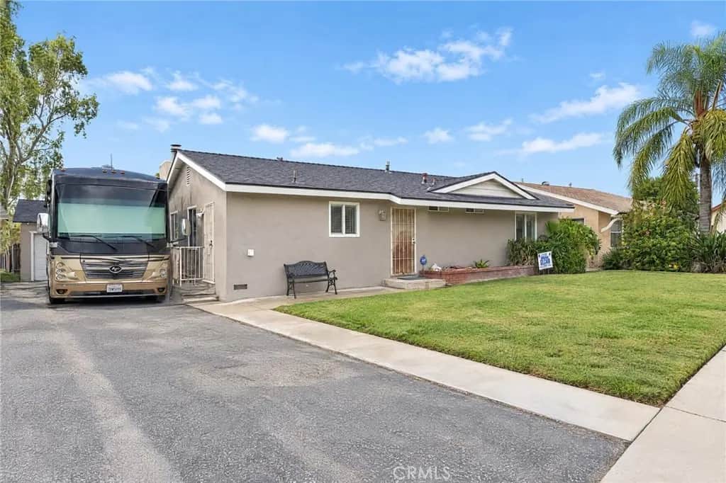 11960 Vivienda Court, Grand Terrace, CA — listing photo 1