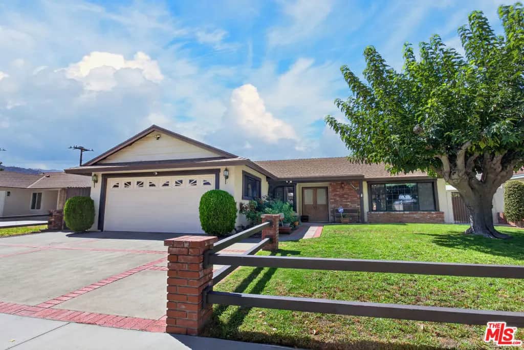 24843 Fourl Road, Newhall, CA — listing photo 1