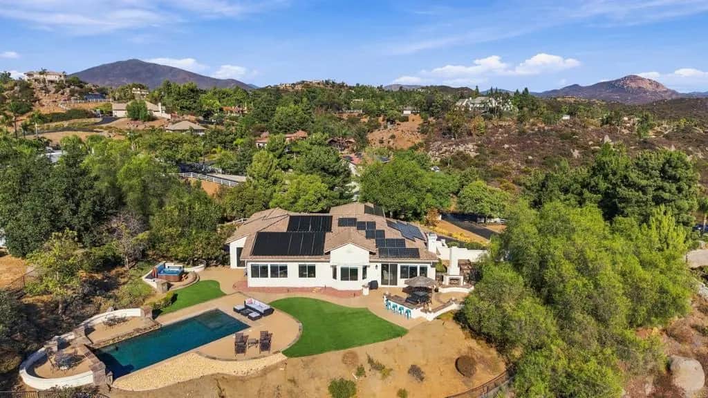 2167 Collomia, Alpine, CA — listing photo 1