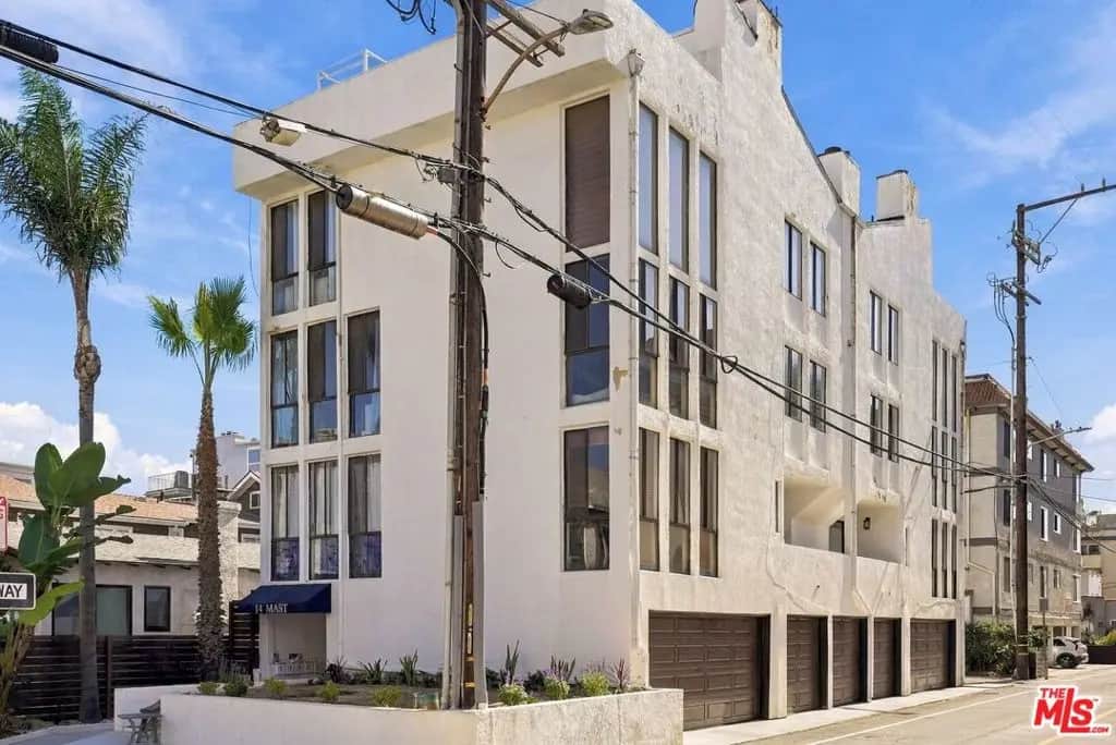 14 Mast Street 3, Marina Del Rey, CA — listing photo 1