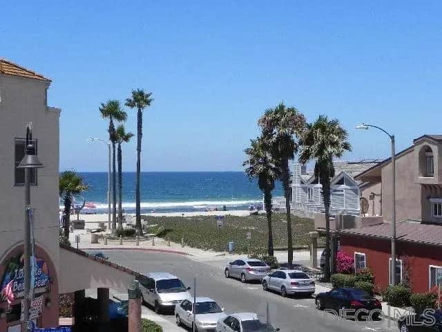 725 Seacoast Drive, Imperial Beach, CA — listing photo 1