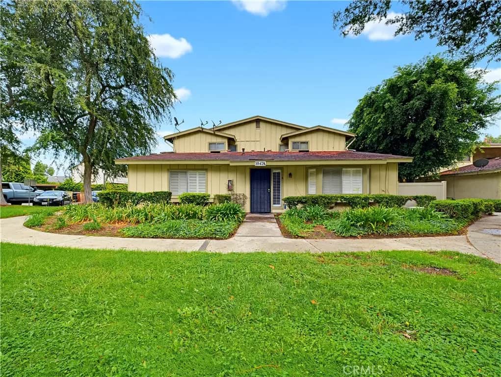 1047 W Francis A, Ontario, CA — listing photo 1