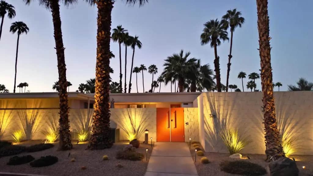 371 Desert Lakes Drive, Palm Springs, CA — listing photo 1