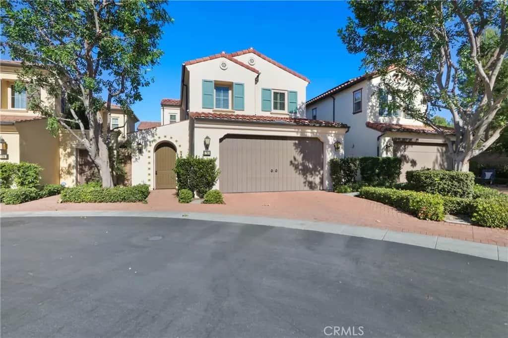 76 Birmingham, Irvine, CA — listing photo 1