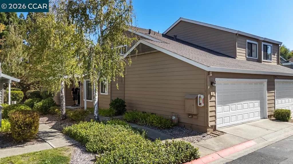 20 Worcester, Hercules, CA — listing photo 1