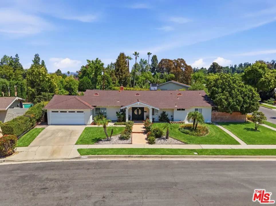 23001 Lita Place, Woodland Hills, CA — listing photo 1