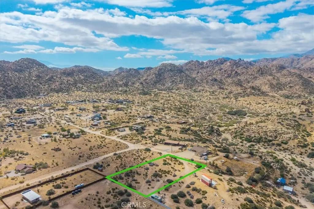 5442 Bronco Road, Pioneertown, CA — listing photo 1