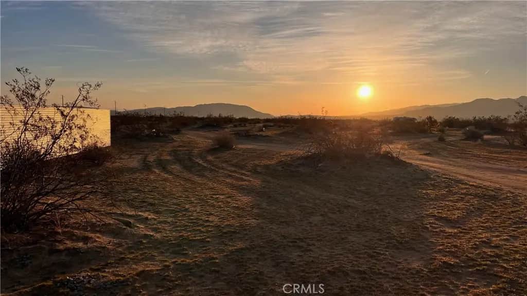 0 None, Joshua Tree, CA — listing photo 1