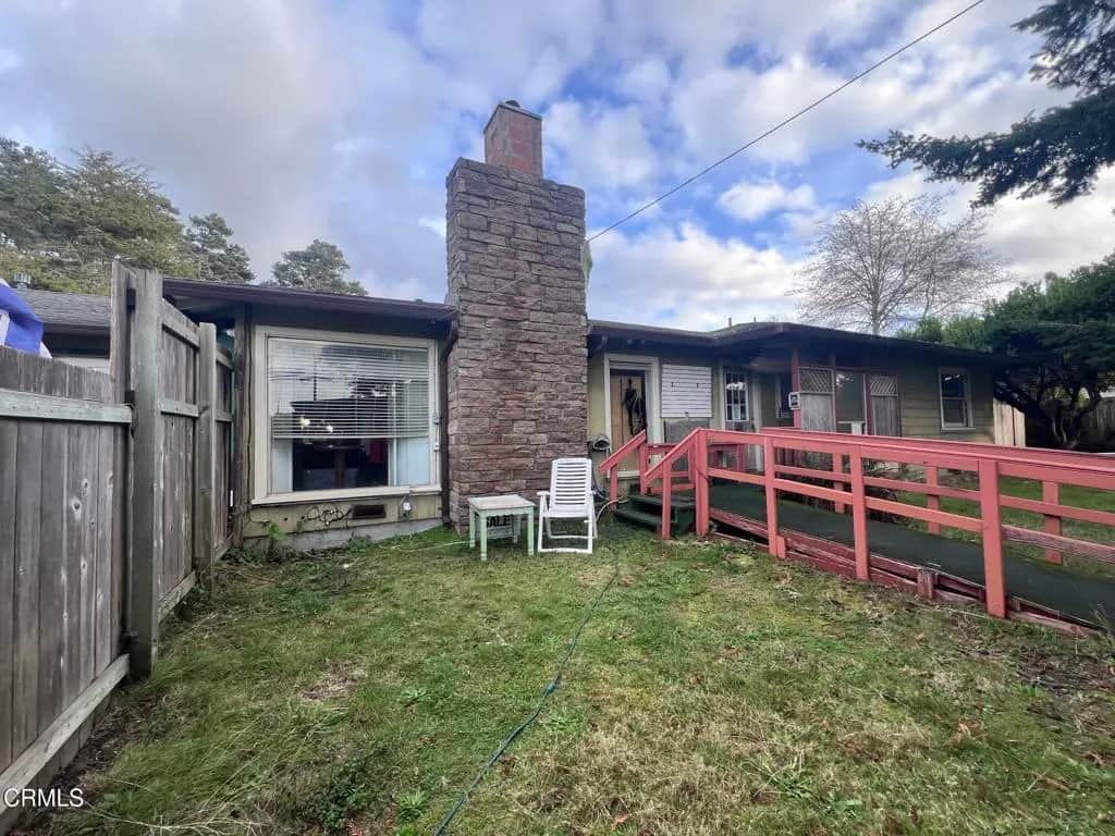 17801 N Highway 1, Fort Bragg, CA — listing photo 1