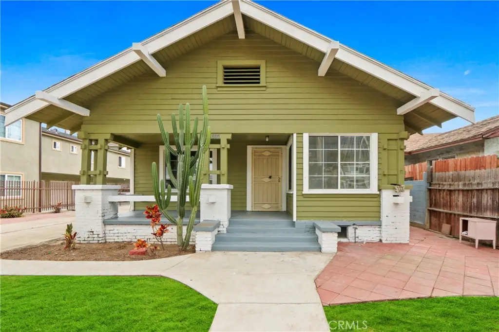 1082 Lime Avenue, Long Beach, CA — listing photo 1