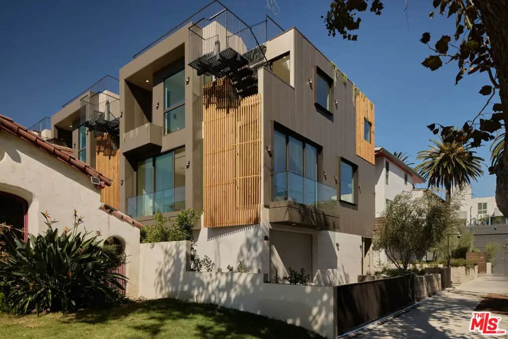 849 N Detroit Street D, Los Angeles, CA — listing photo 1
