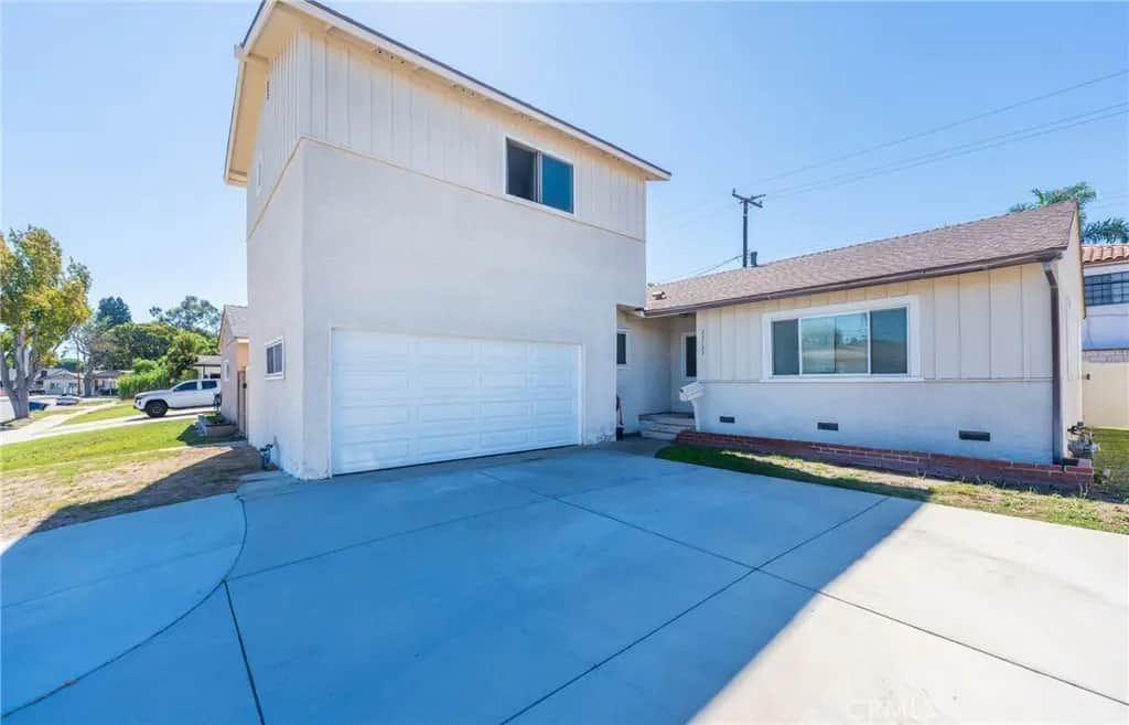 23133 Meyler, Torrance, CA — listing photo 1