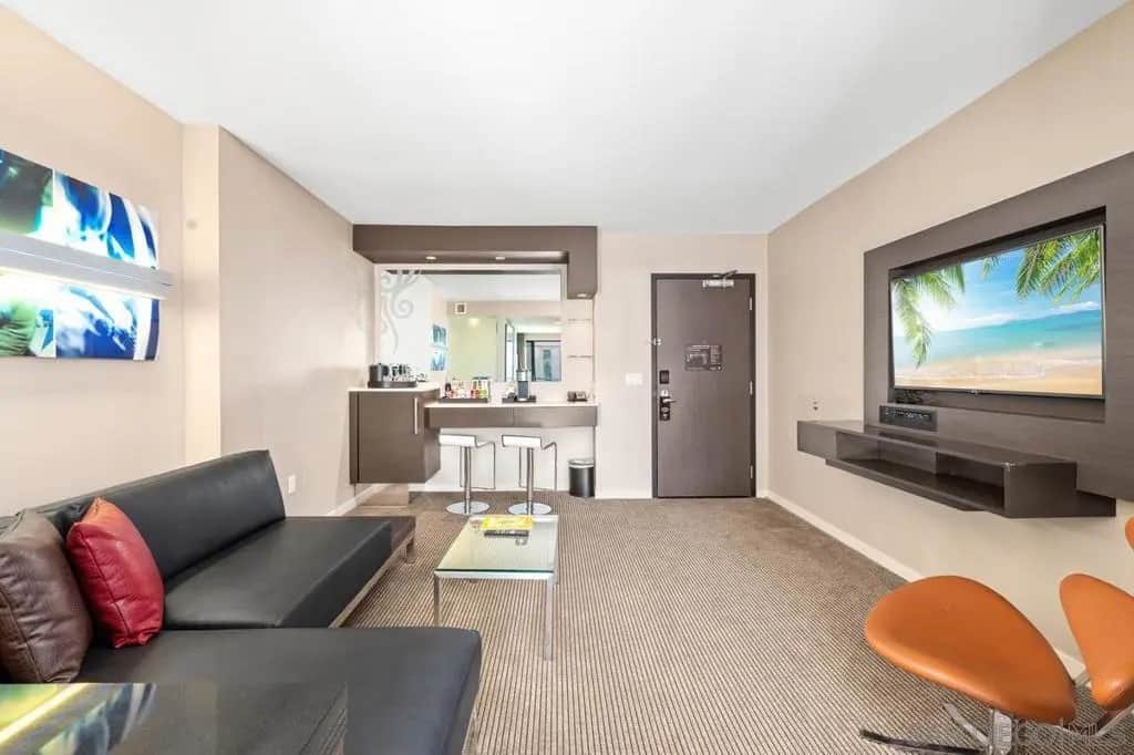 207 5Th Ave 1043, San Diego, CA — listing photo 1