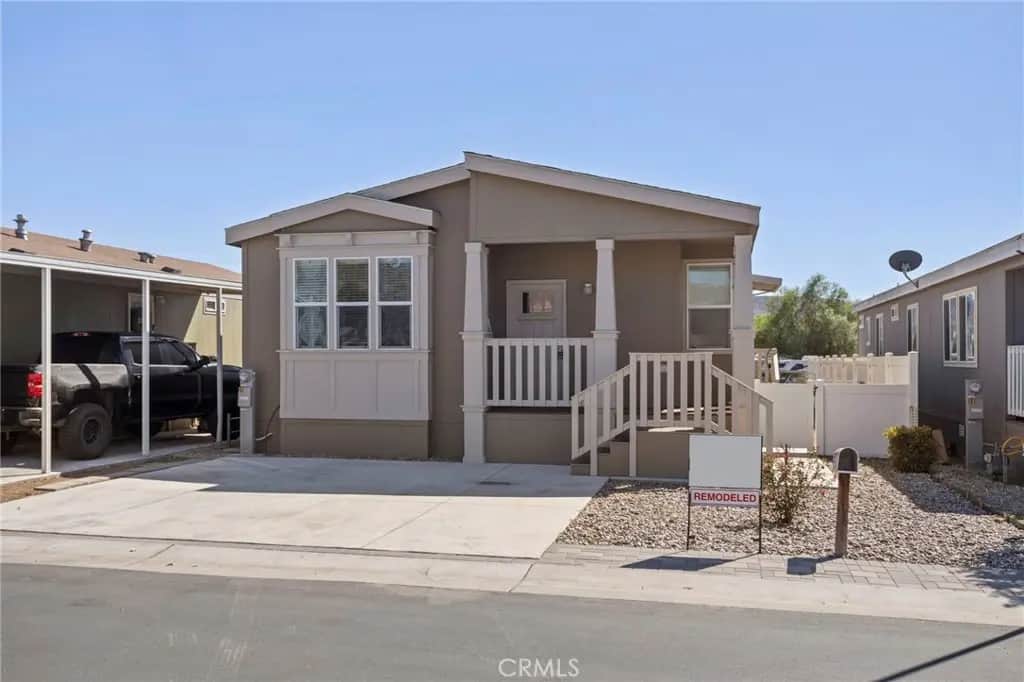 8086 Mission Boulevard 39, Jurupa Valley, CA — listing photo 1