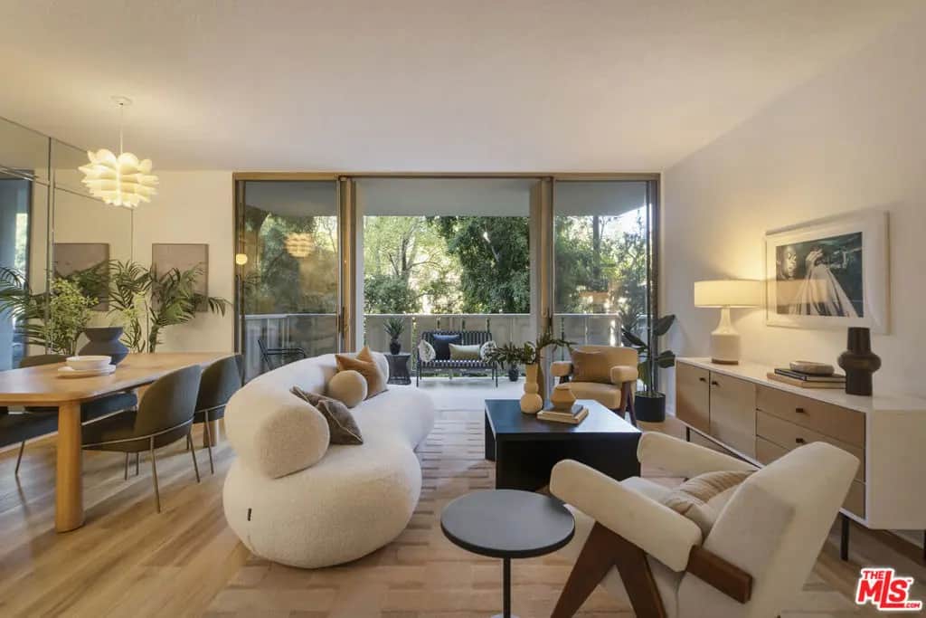 4455 Los Feliz Boulevard 204, Los Angeles, CA — listing photo 1
