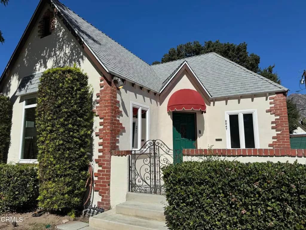 2047 Galbreth Road, Pasadena, CA — listing photo 1