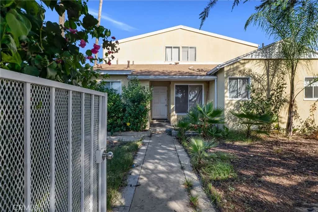 6512 Balboa Boulevard, Van Nuys, CA — listing photo 1