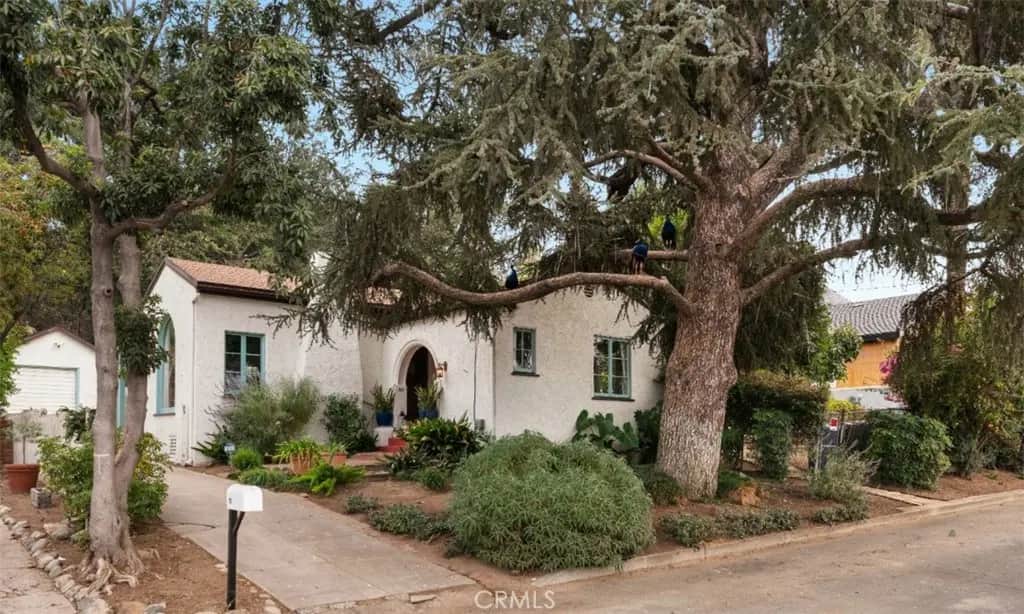 93 Reever Way, Altadena, CA — listing photo 1