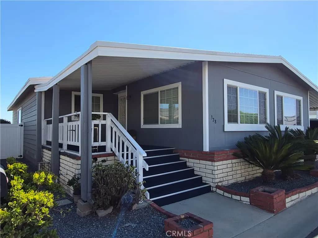 19009 S Laurel Park Road 328, Rancho Dominguez, CA — listing photo 1