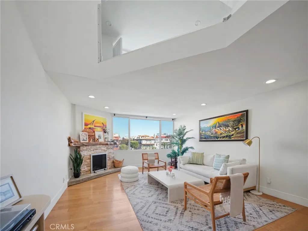 33 Privateer Street 3, Marina Del Rey, CA — listing photo 1