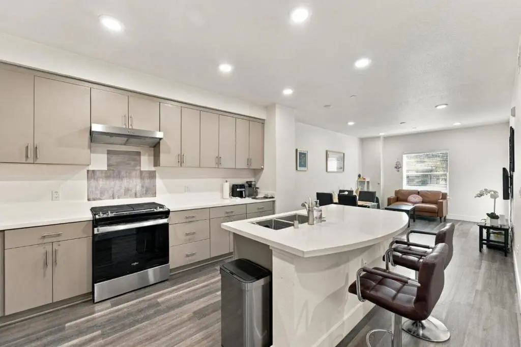 1853 Almaden Road 103, San Jose, CA — listing photo 1