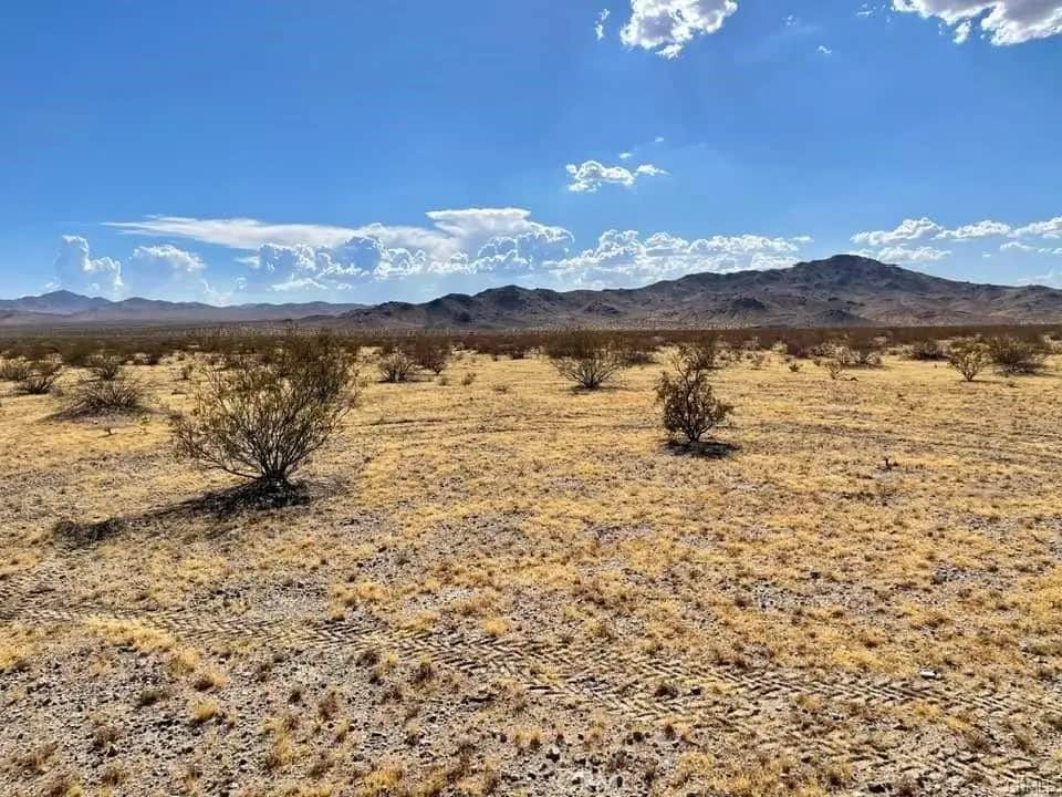 0 0 EMERALD RD. 0417-373-07, Barstow, CA — listing photo 1