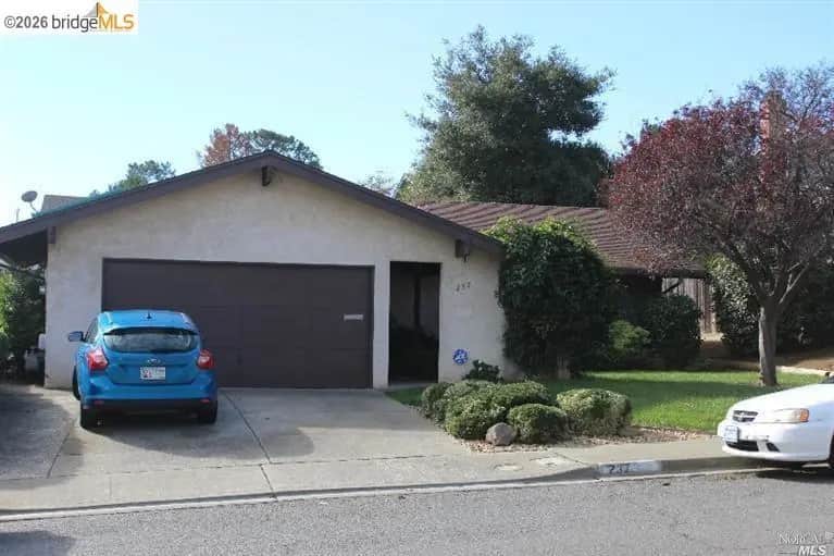 237 VALENCIA STREET, Vallejo, CA — listing photo 1
