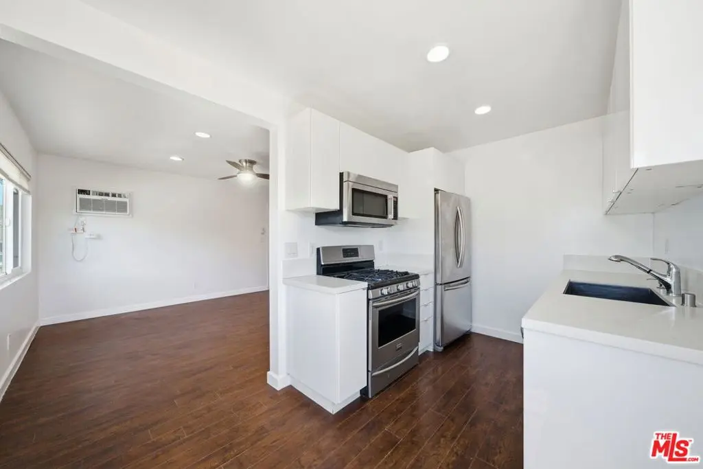 510 Pacific Avenue 4, Venice, CA — listing photo 1