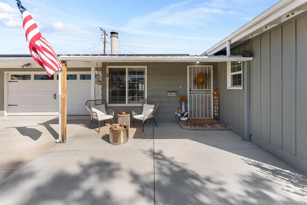 1721 Poinciana Dr, El Cajon, CA — listing photo 1