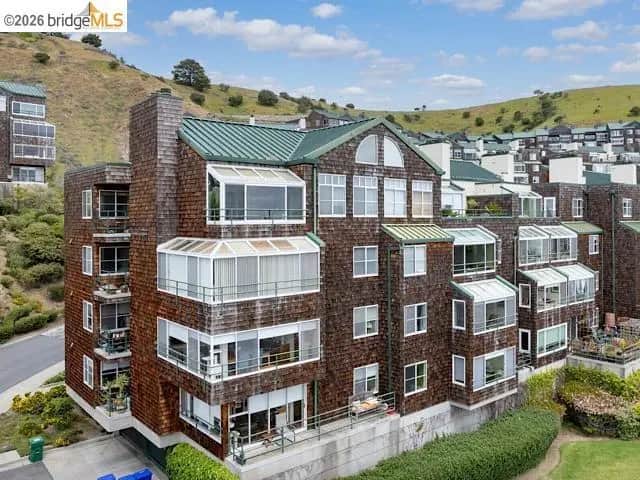 1200 Brickyard Way 101, Richmond, CA — listing photo 1