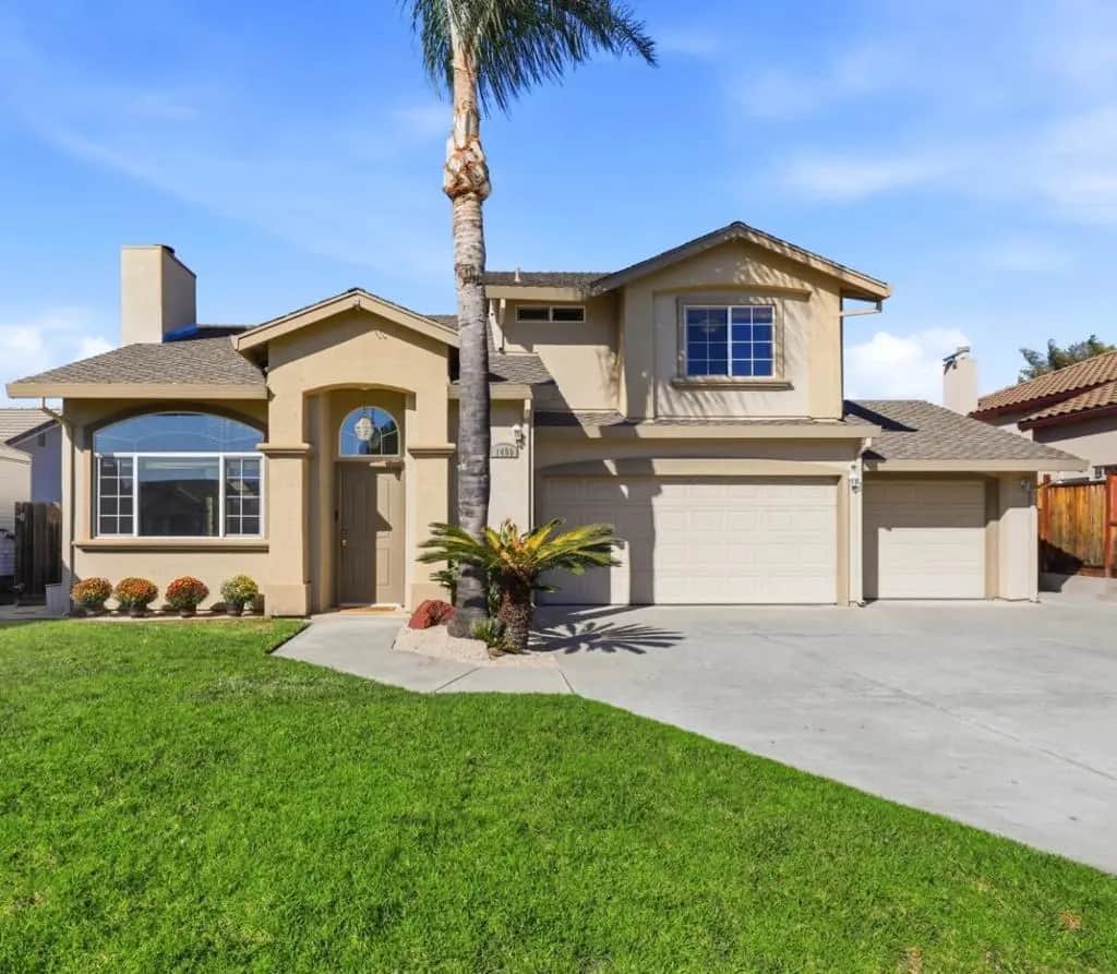 1490 Farragot Drive, Hollister, CA — listing photo 1