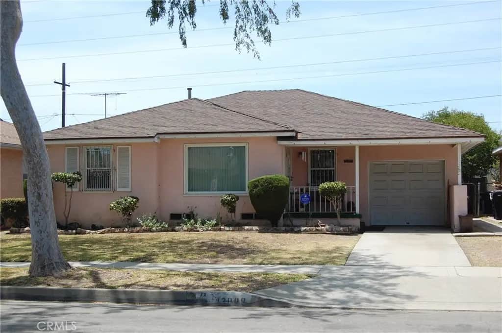 13009 Stanford, Los Angeles, CA — listing photo 1